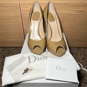 Christian Dior~ Miss Dior Escarpin Patent Leather Pumps 36.5